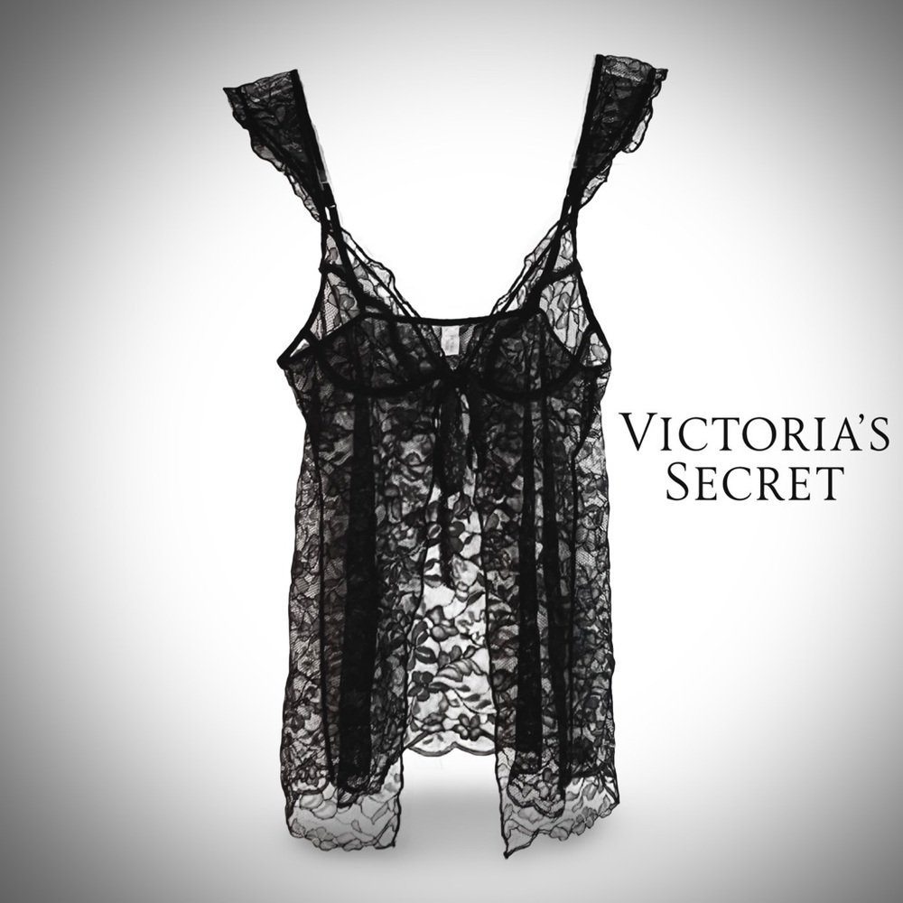 Vintage Y2K Victoria’s Secret Fly Away Chantilly lace slip lingerie, cap sleeves
